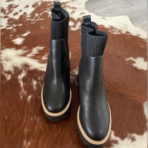 DOLCE VITA TYLER KNIT CHELSEA BOOTS